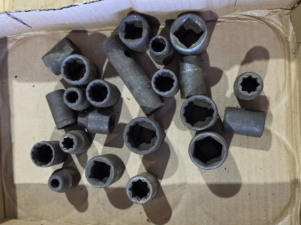 Misc socket lot R1C