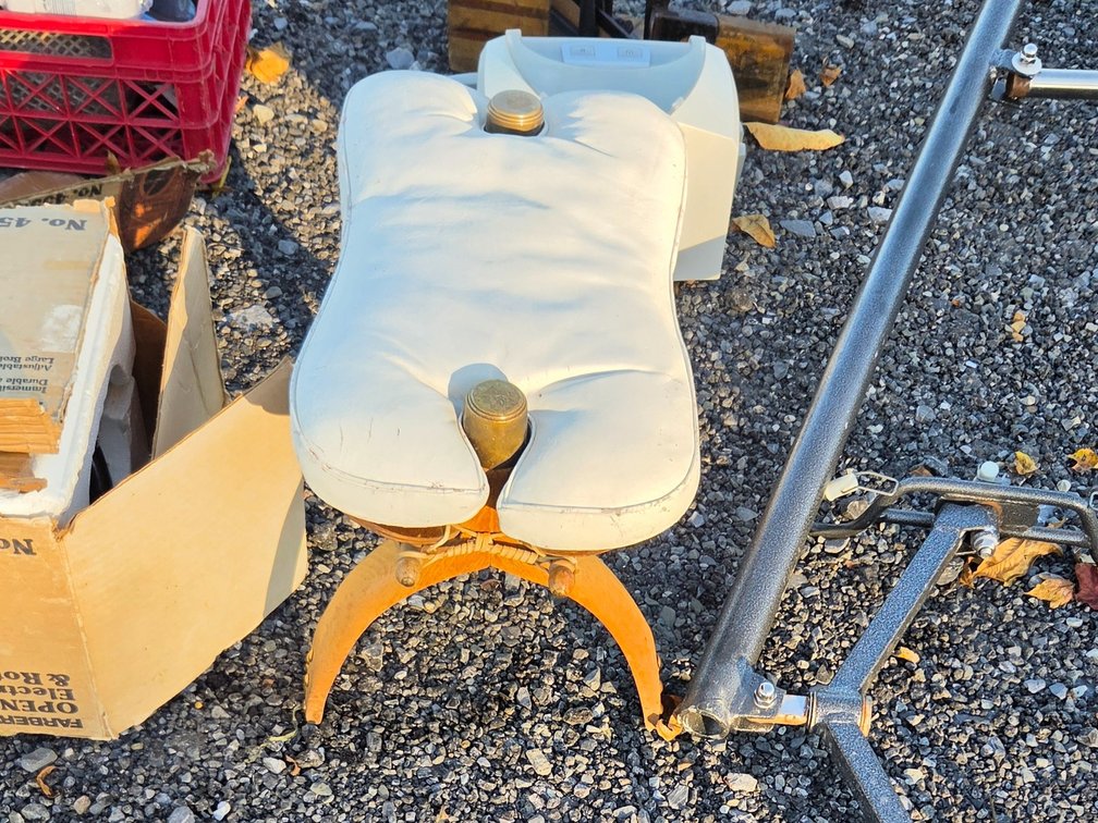 camel saddle stool OSR1