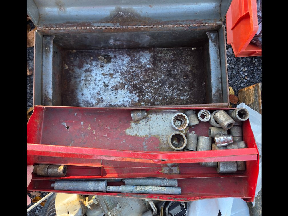 Toolbox with contents OSR1
