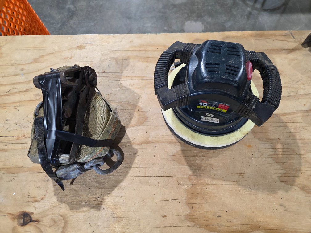 Ratchet strap with buffer R2CU