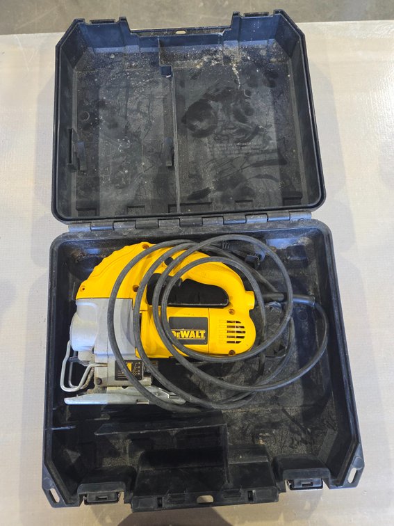 Dewalt jigsaw R1B