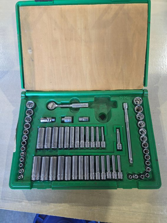 44pc socket SET R1B