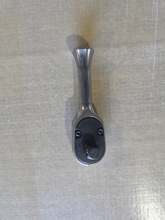 Snap on 3/8 in fixed head ratchet R1B
