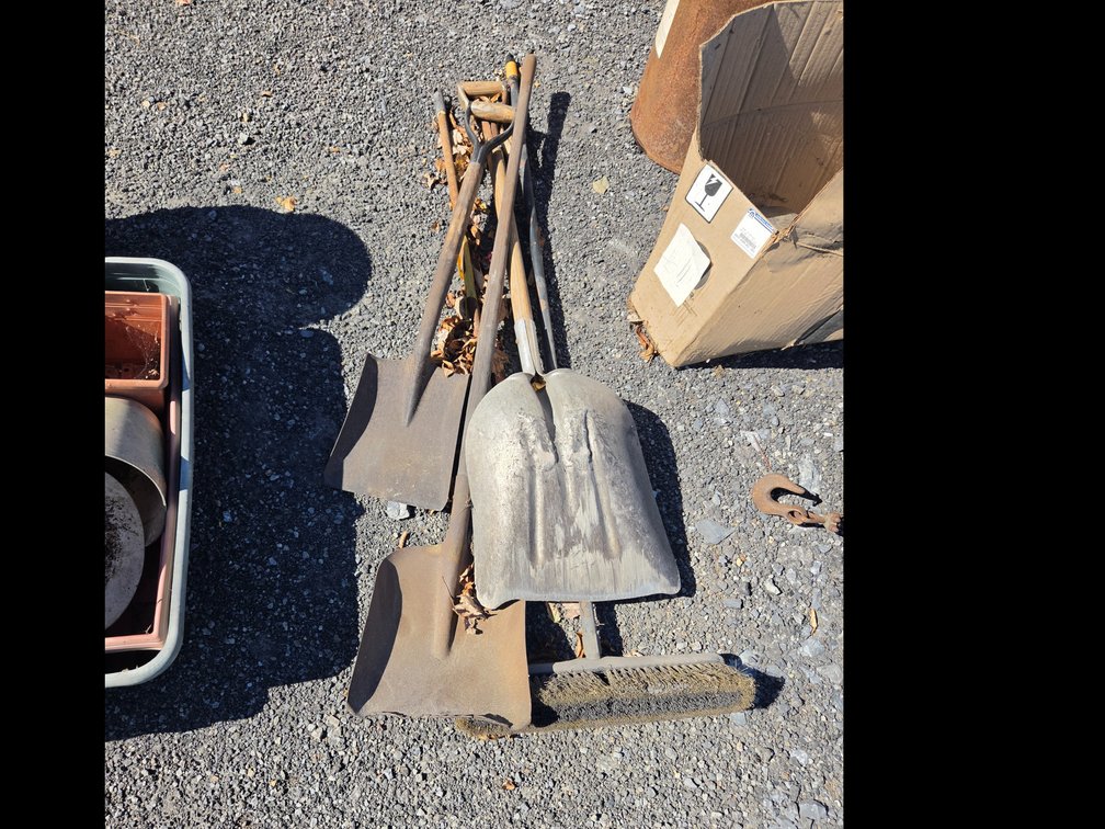 Shovel lot OSR2
