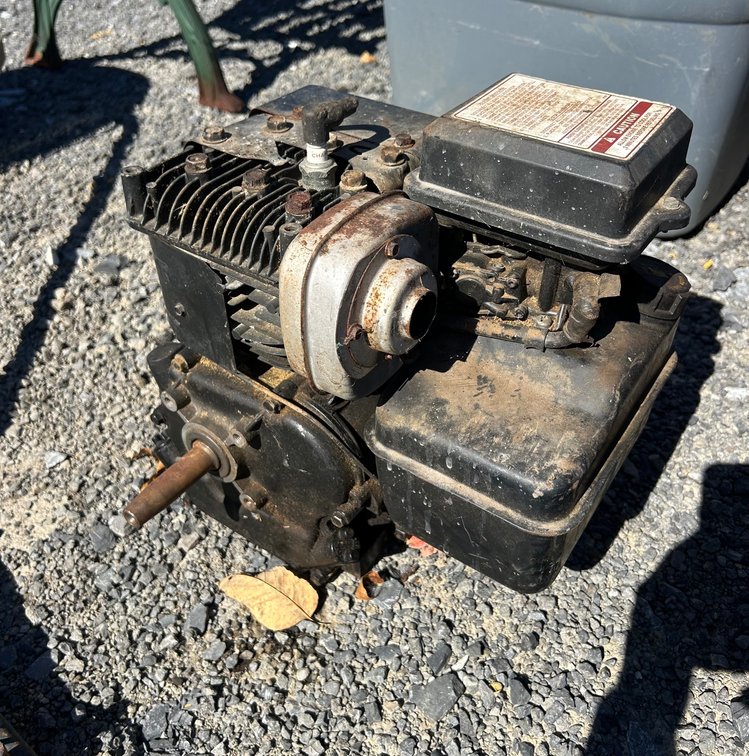 Briggs & Stratton gasoline engine OSR3