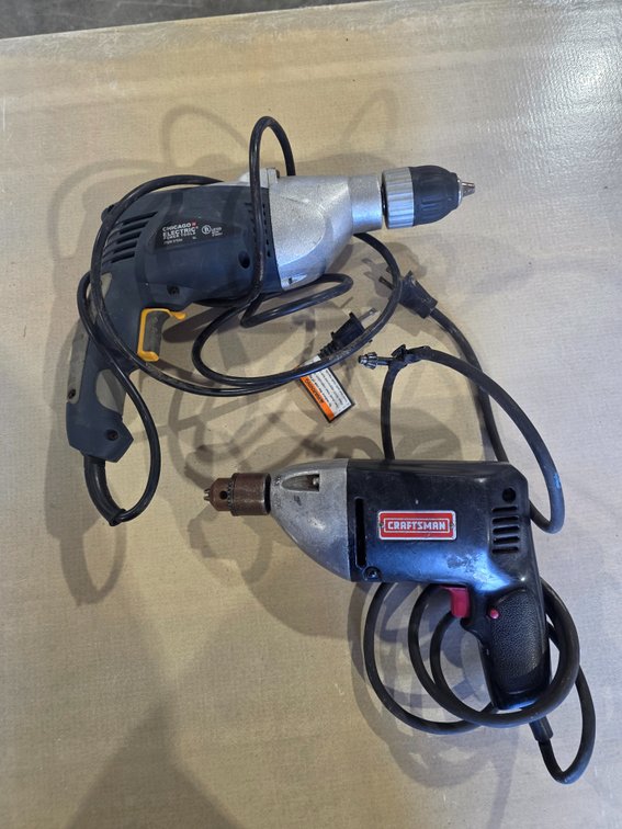 Electric drill lot R2C