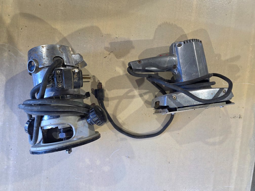Router and sander R2C