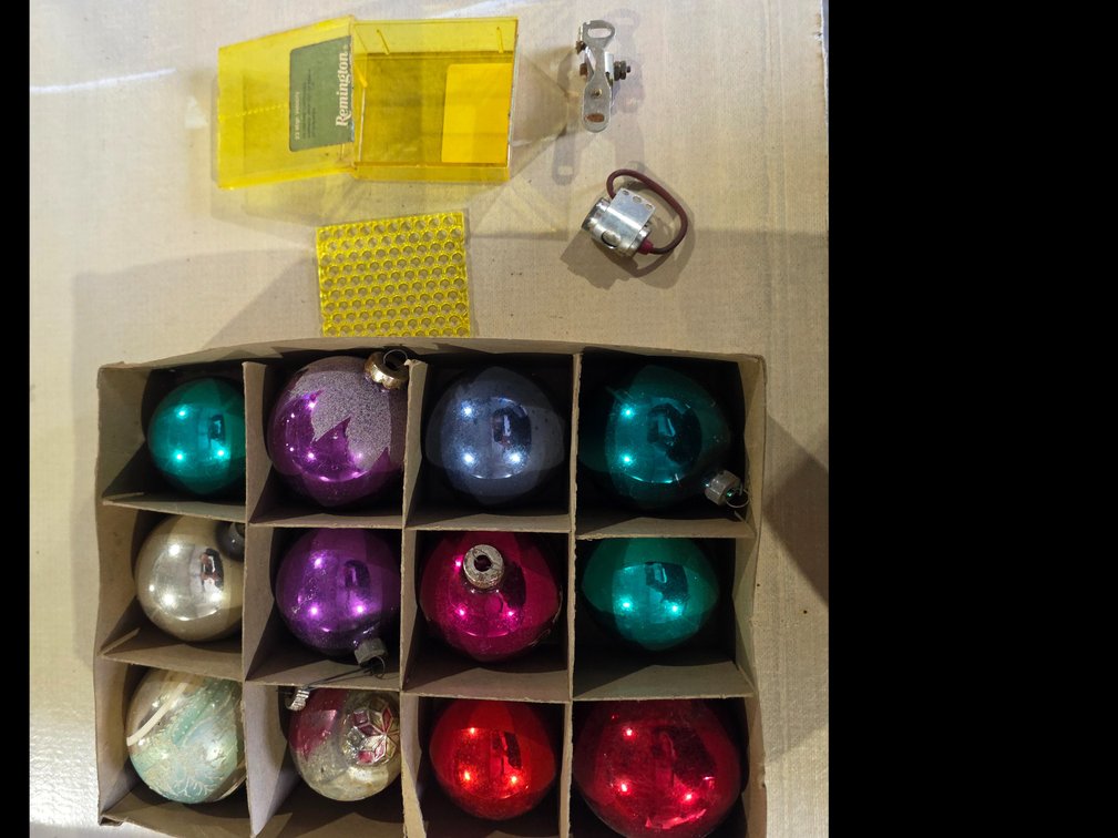 Vintage Christmas bulbs R2C