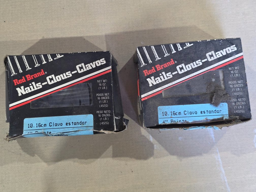 Nail lot R2C
