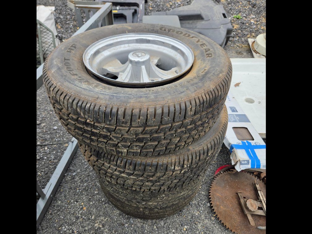 4 Rims and tires OSR6