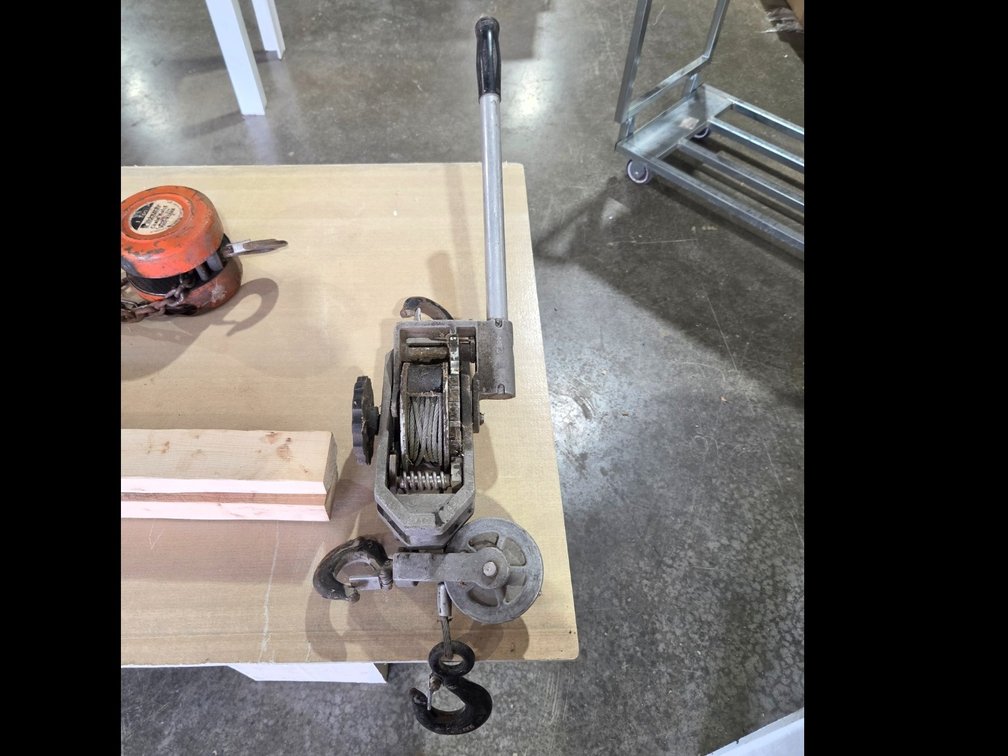 Little Mule hoist (come-a-long