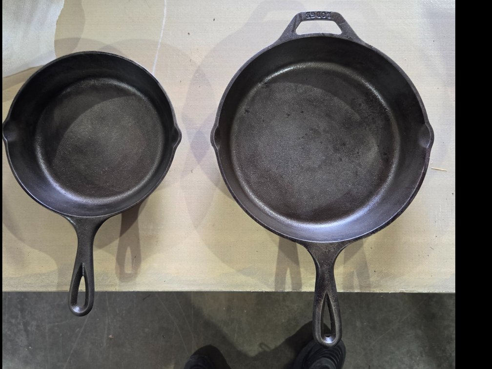 2 Lodge cast iron pans