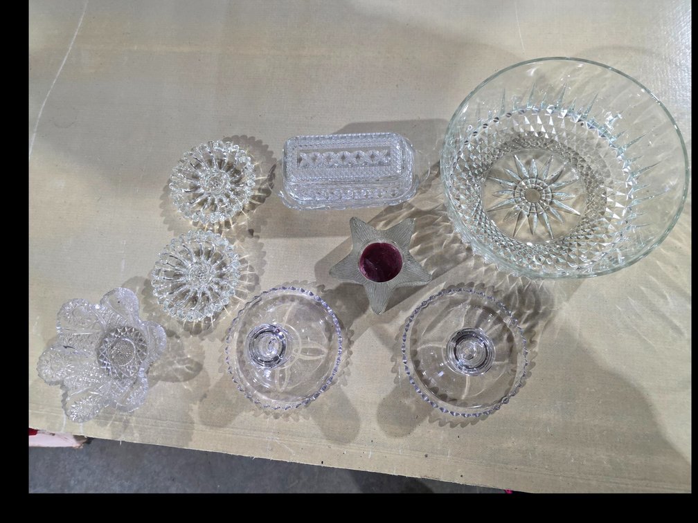Glass lot