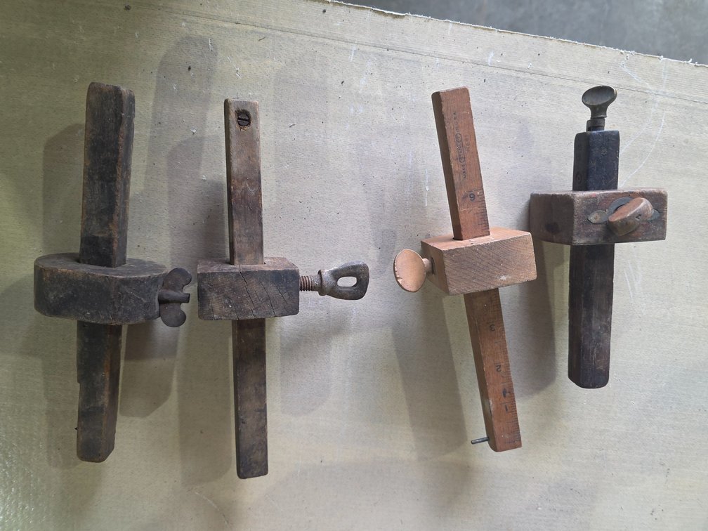 Wood marking lot
