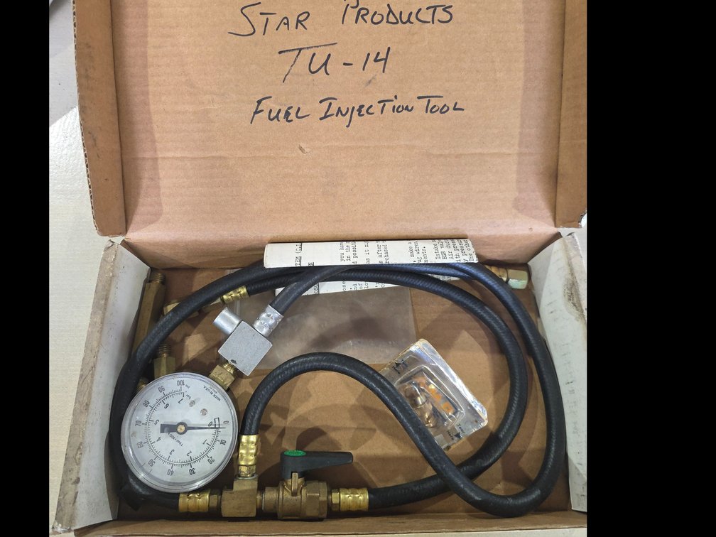 Fuel injector tool