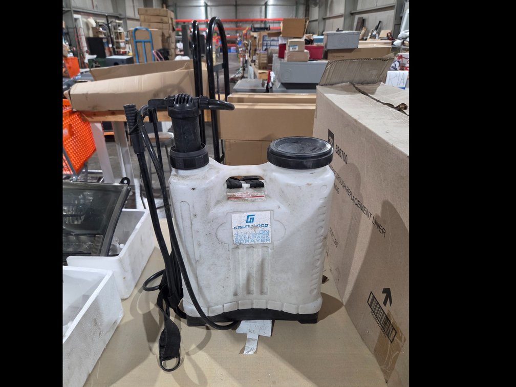 Back pack sprayer