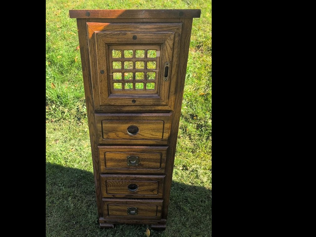 Solid wood cabinet