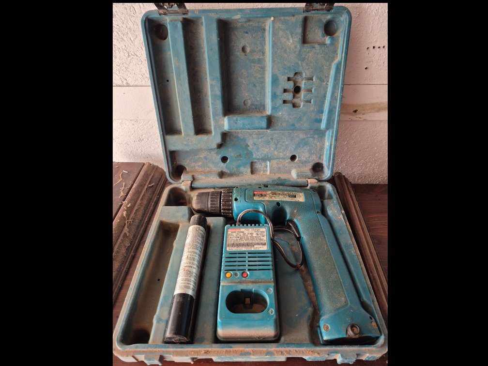 Makita battery drill