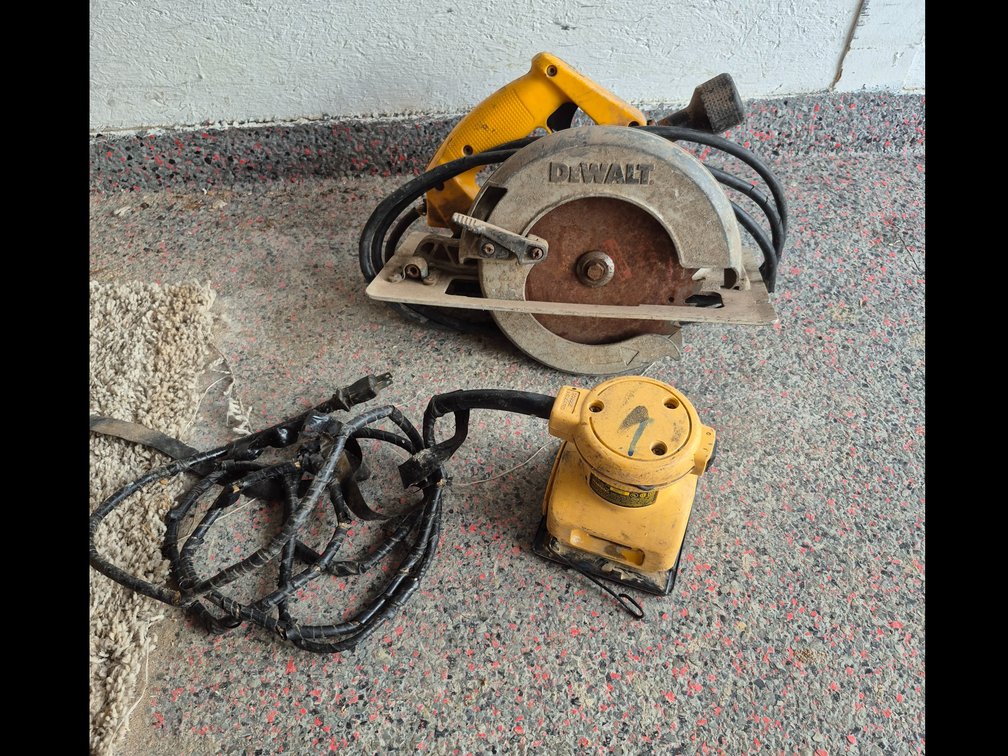 Dewalt saw and sander