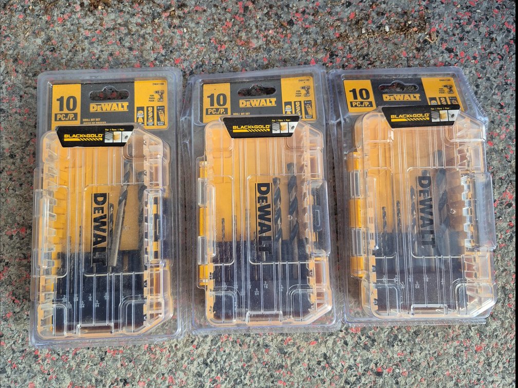 Dewalts bit sets