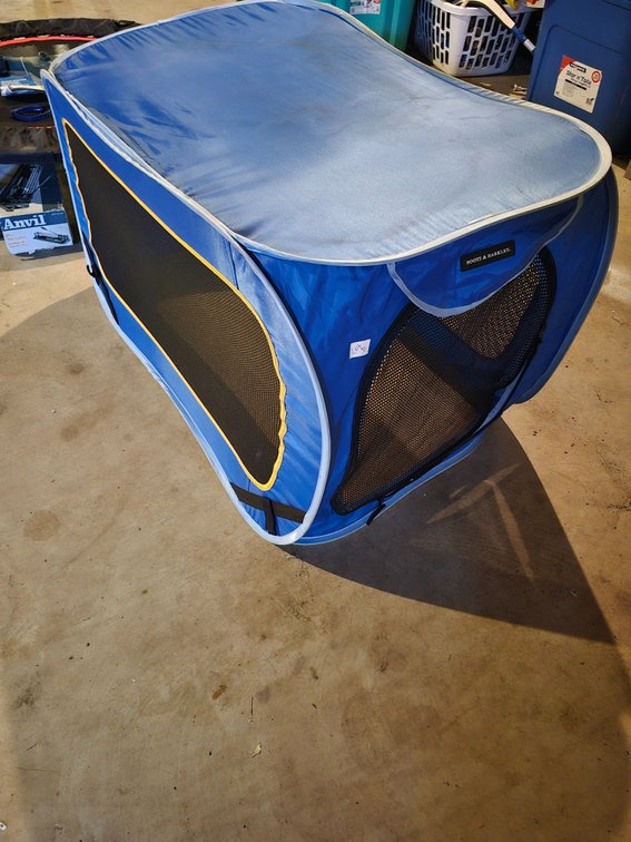 Pet hauler collapsible