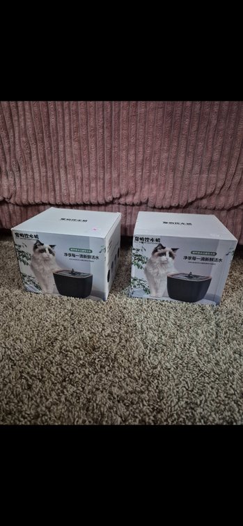Pet waterers