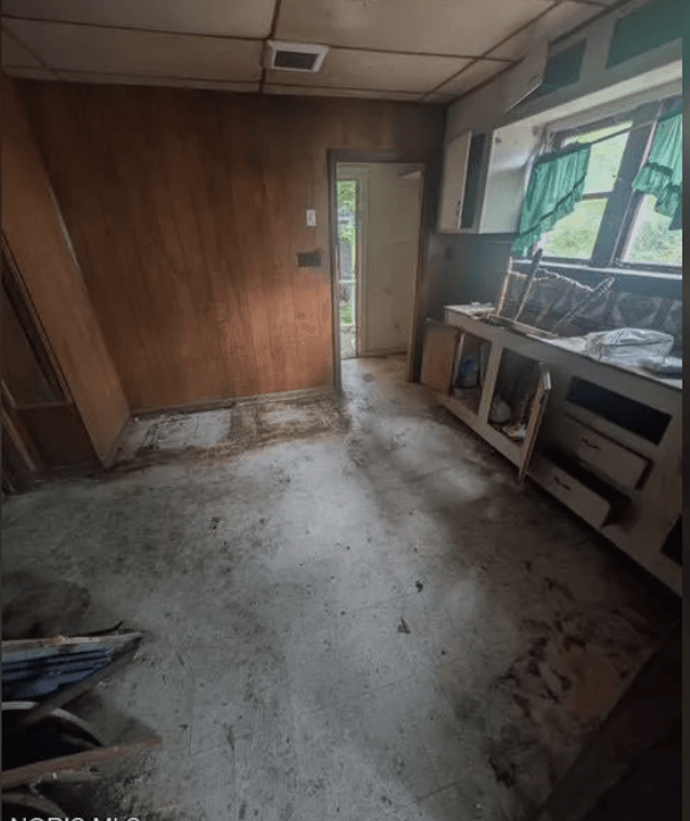 Image for 2 BR/2BA Home Auction: 2,016 SF Project Property - $10,000 Minimum Bid