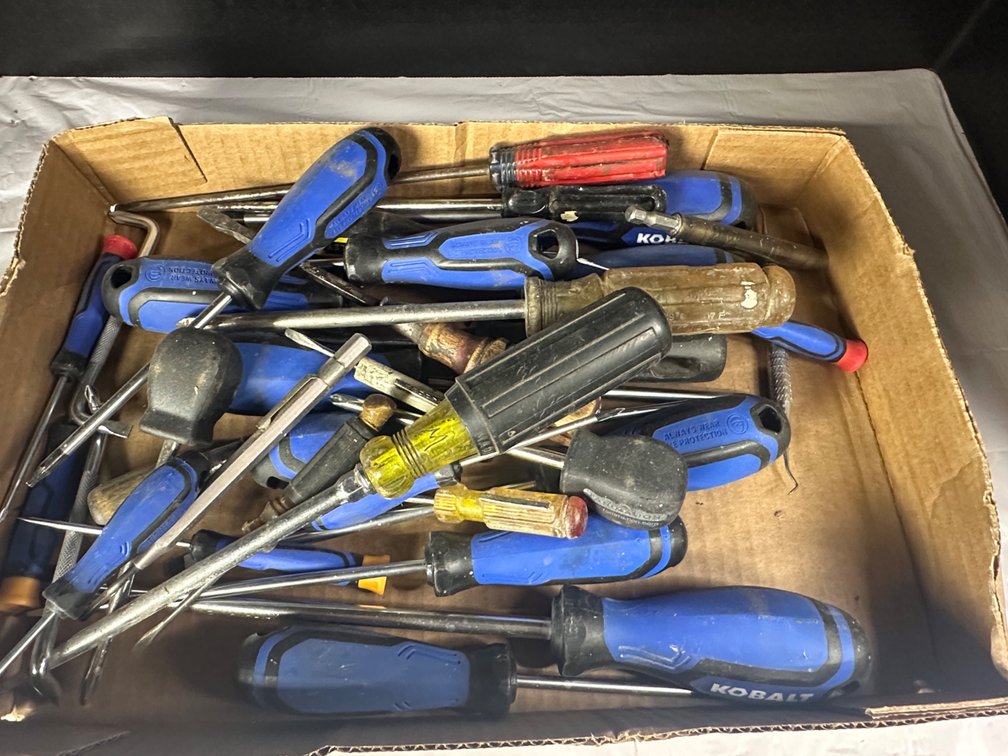 Screwdrivers - 20 pieces