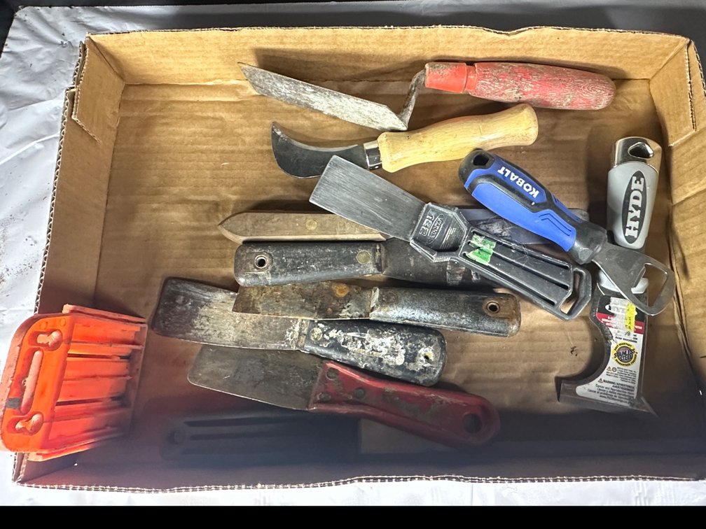 Putty knives - 10 pieces