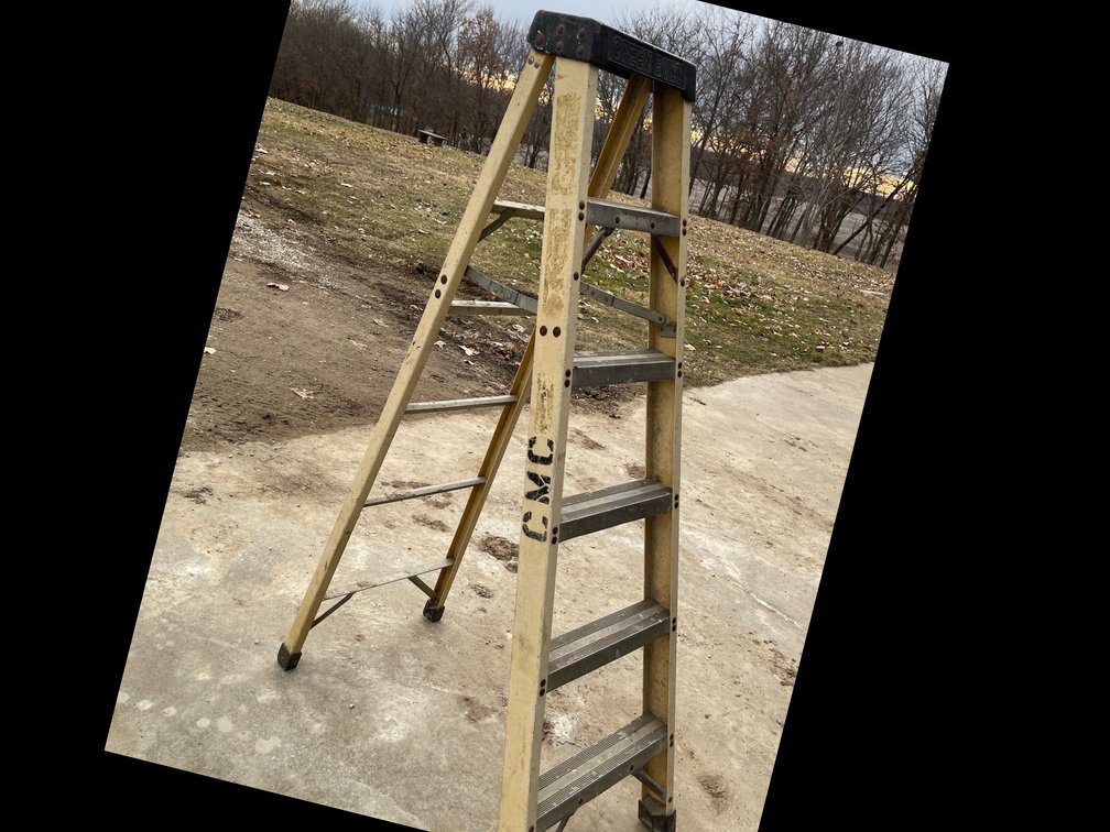 6’ Fiberglass step ladder