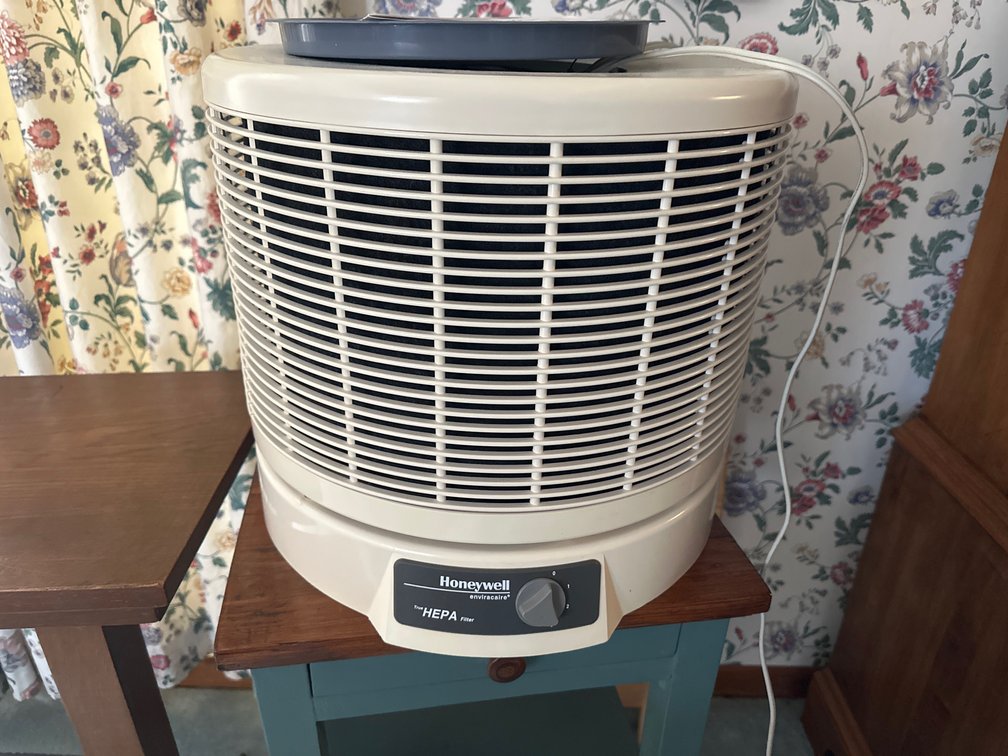 Honeywell Enviracaire Portable Air Cleaner