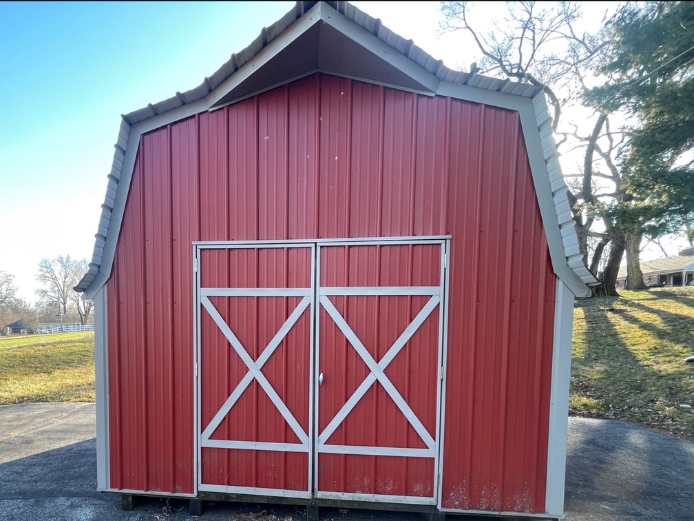 Portable Building - 12'x12' Barn Style.  12' overall exterior height.