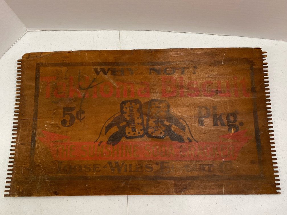 Wooden box Top 