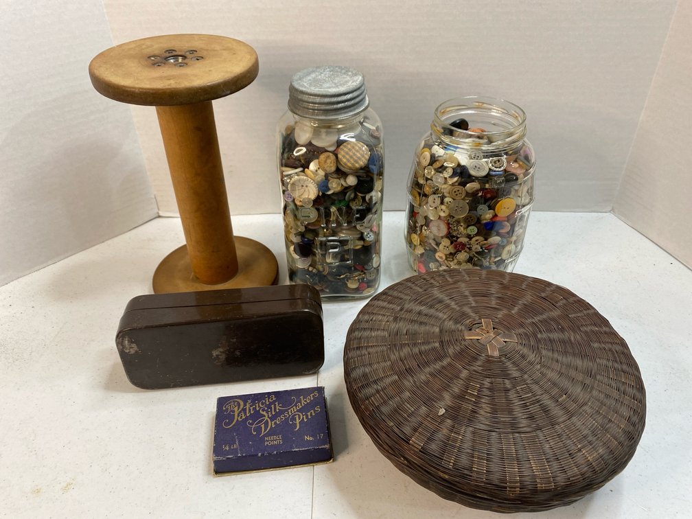 Vintage Flat Of Buttons 