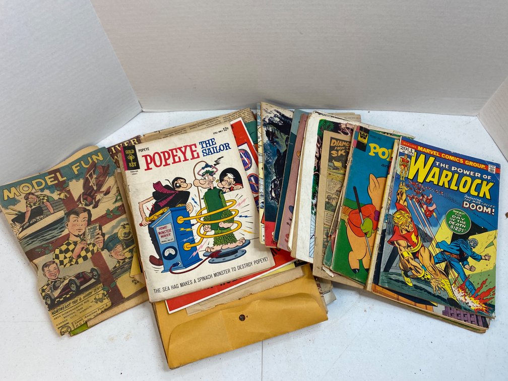 Lot of Comic Ephemera 