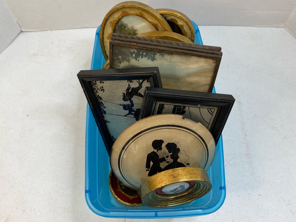 Vintage frames with Pictures 