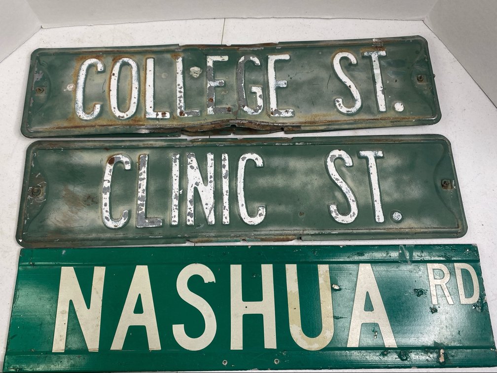 Lot 1 of 3 Street Signs 