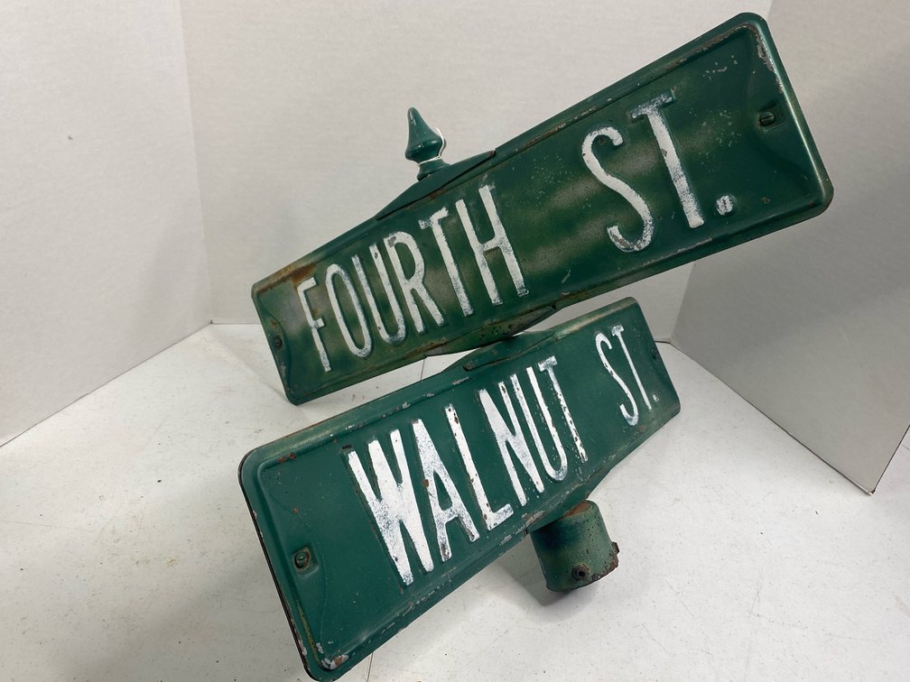 Lot 3 of 3 Street Signs 
