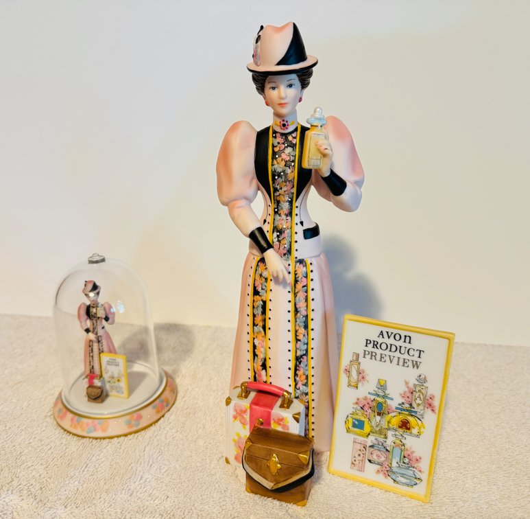 Vintage Avon President's Club Figurine with Miniature
