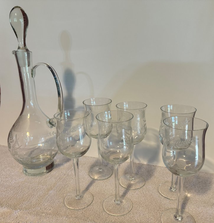 Etched Floral Decanter Set