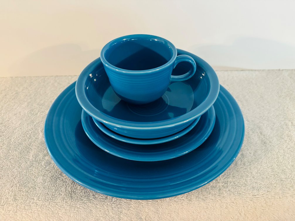Fiesta Dish Set Peacock