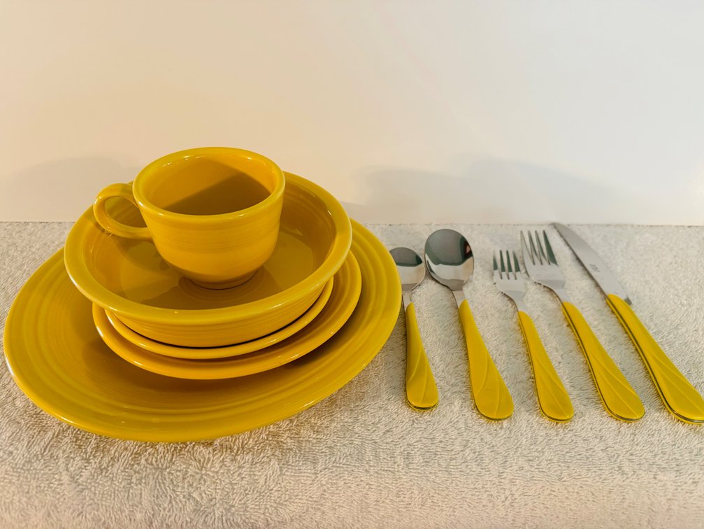 Fiesta Dish Set Sunflower