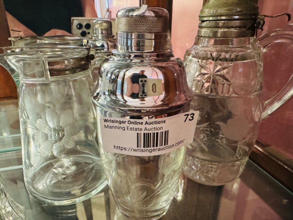 Drink Mixers - Clear Glass Shakers and Pitchers