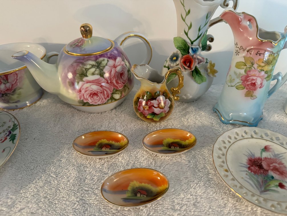 Vintage China Pieces