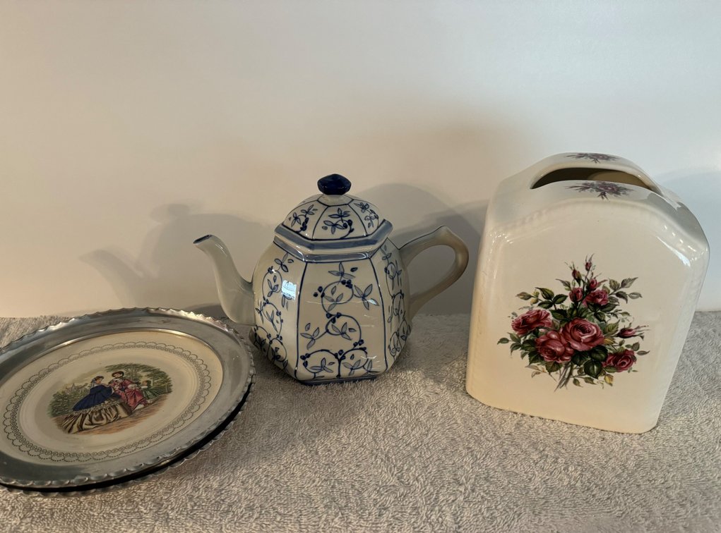 Farborware Vintage Aluminum and Ceramic Plates