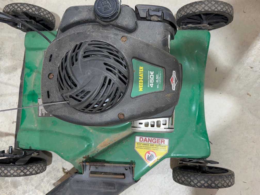Weed Eater Gas Powered 22" Push Mower