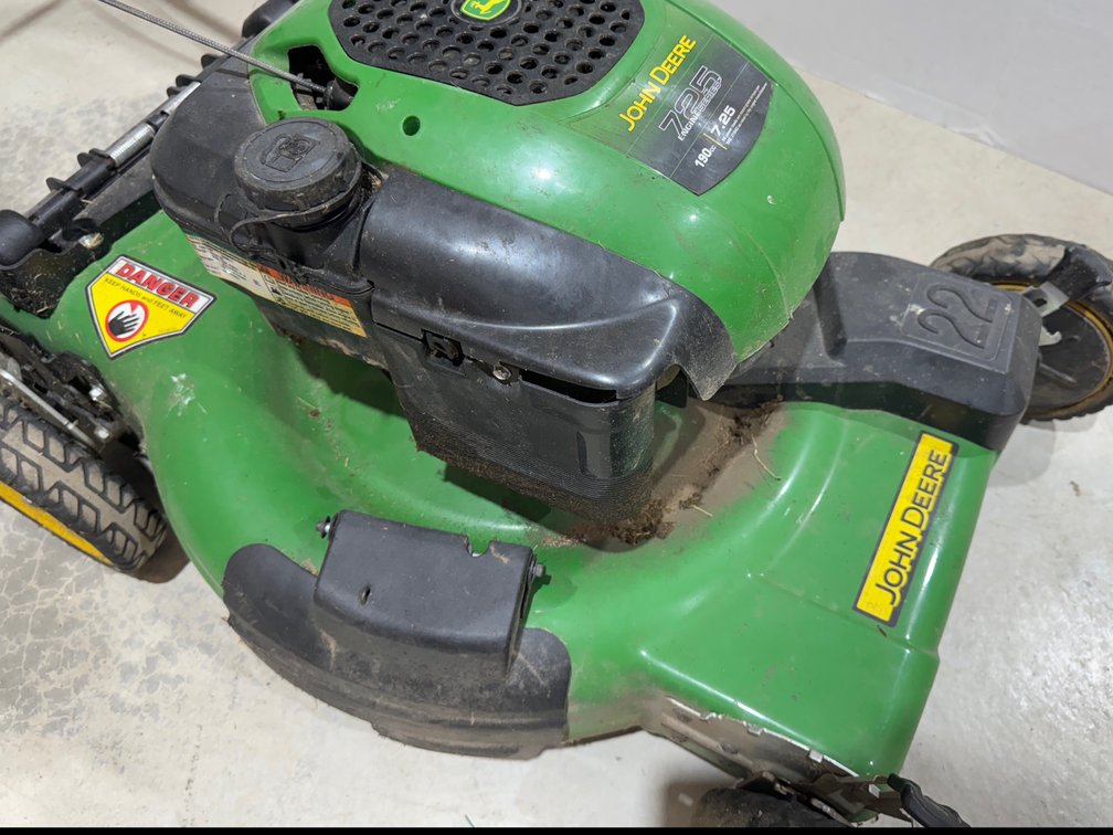 John Deere Gas Powered 22" Push Mower