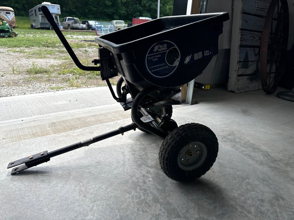 Blue Hawk 85 pound Fertilizing Cart