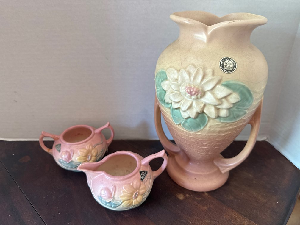 Large Hull Vase with creamer and sugar vases