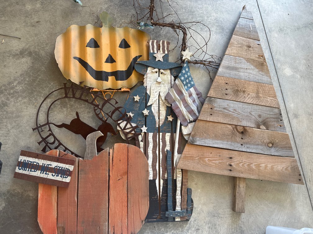 Outdoor Wood Decor